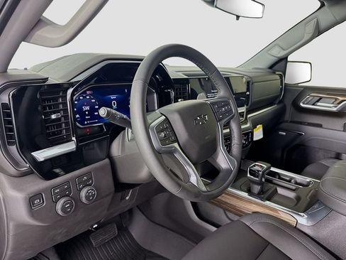 New 2026 Chevrolet Silverado 1500 LT Trail Boss w/ Convenience Package II AWD/4WD image 10