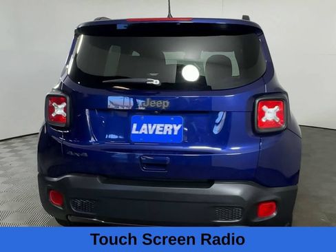 Used 2021 Jeep Renegade Latitude w/ Sun & Sound Group AWD/4WD image 10