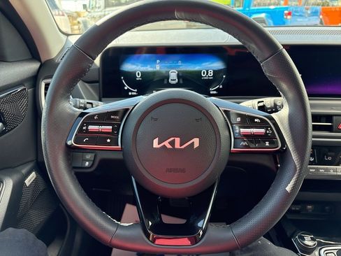 Used 2025 Kia Seltos SX image 29