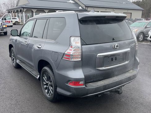 Used 2022 Lexus GX 460 Premium w/ Premium Plus Package image 3