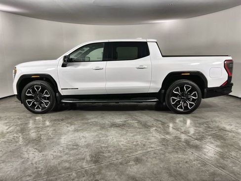 Certified 2025 GMC Sierra EV Denali image 5