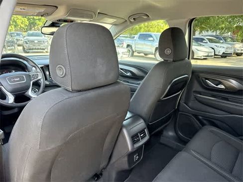 Used 2024 GMC Terrain SLE image 13