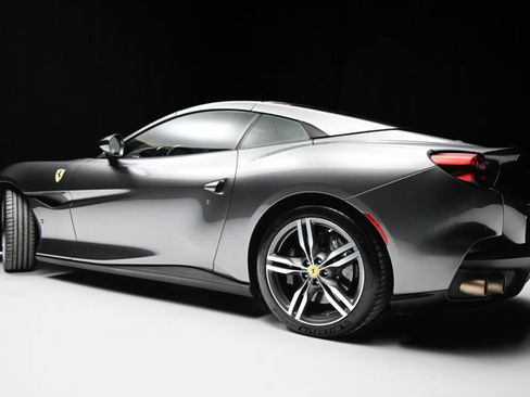 Used 2022 Ferrari Portofino M RWD image 38