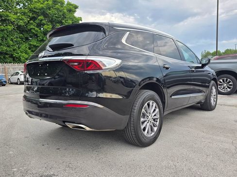 Used 2024 Buick Enclave Premium AWD/4WD image 6