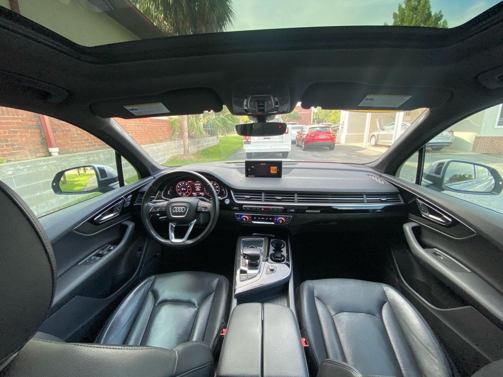 Used 2018 Audi Q7 3.0T Prestige AWD/4WD image 16