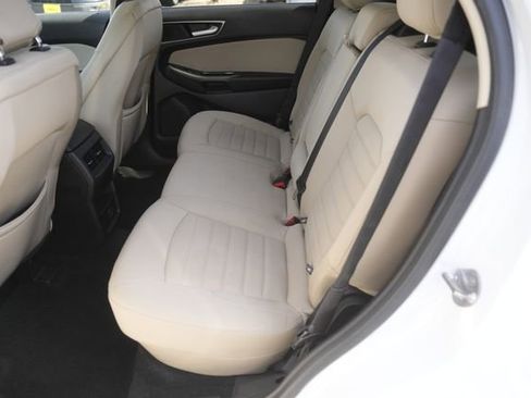 Used 2015 Ford Edge SEL image 12