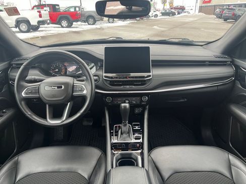 Used 2022 Jeep Compass Altitude w/ Convenience Group image 17