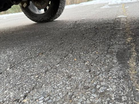 Used 2022 Chevrolet Silverado 1500 LT w/ Z71 Off-Road Package image 20