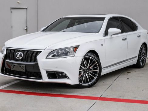Used 2014 Lexus LS 460 AWD w/ F Sport Package image 9