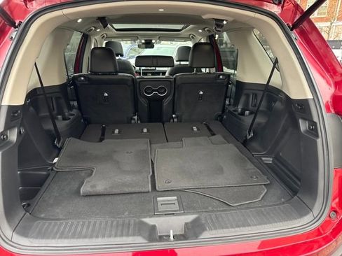 Certified 2025 Honda Pilot Touring image 16