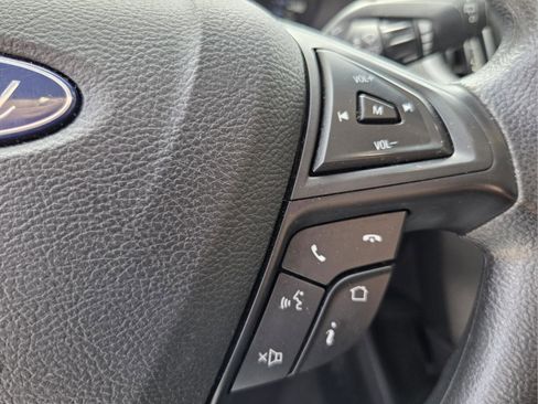 Used 2020 Ford Edge SE FWD image 29