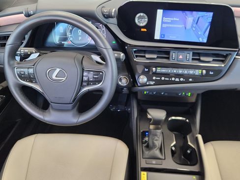 Certified 2025 Lexus ES 350 w/ Premium Package FWD image 26