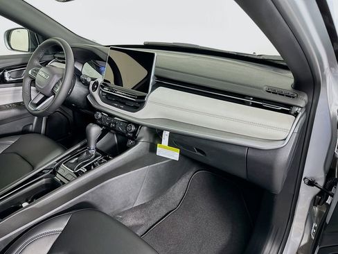 New 2026 Jeep Compass Limited image 35