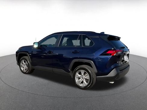Used 2025 Toyota RAV4 XLE w/ Convenience Package image 10