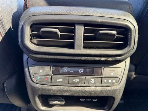 Used 2025 Honda Ridgeline Black Edition image 22