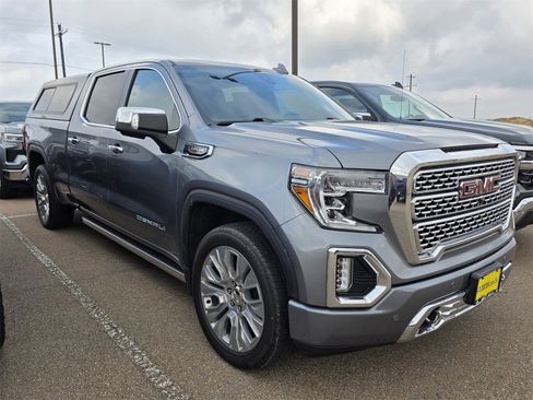 Used 2022 GMC Sierra 1500 Denali w/ Denali Reserve Package image 10