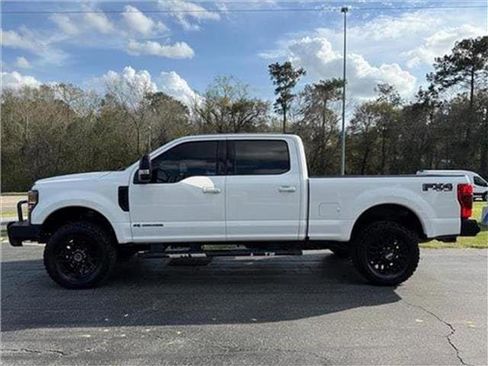 Used 2020 Ford F250 Lariat image 38