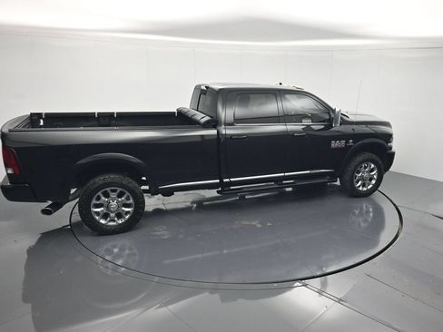 Used 2018 RAM 2500 Limited AWD/4WD image 33