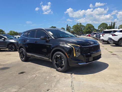 New 2026 Kia Sportage EX AWD/4WD image 2