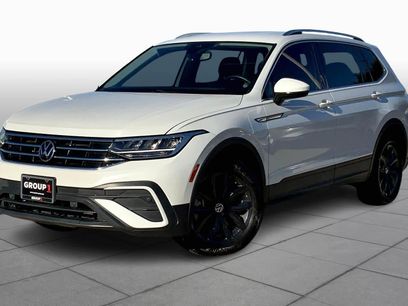 Used 2023 Volkswagen Tiguan SE