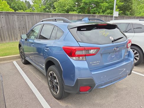 Used 2021 Subaru Crosstrek 2.0i Premium w/ Moonroof Package AWD/4WD image 5