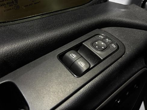 Used 2023 Mercedes-Benz Sprinter 3500 image 9