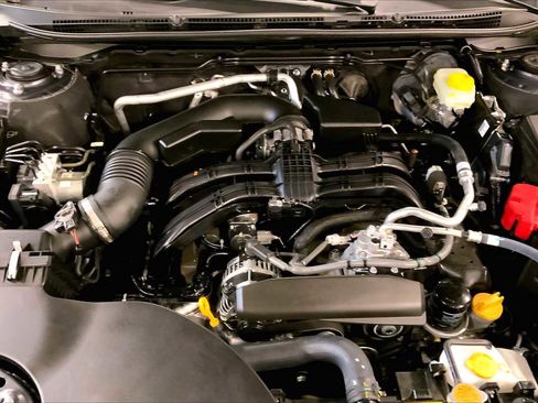 Certified 2025 Subaru Outback Premium image 30