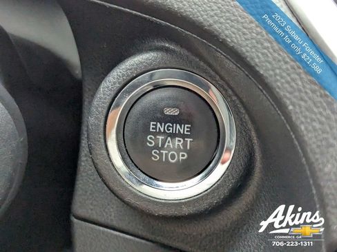 Used 2023 Subaru Forester Premium AWD/4WD image 29