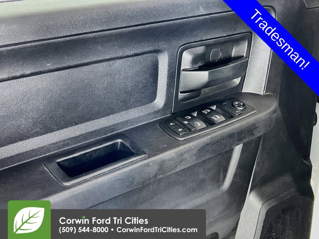 Used 2017 RAM 2500 Tradesman w/ Chrome Appearance Group AWD/4WD image 12