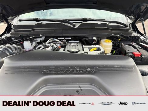 New 2026 RAM 3500 Laramie AWD/4WD image 12