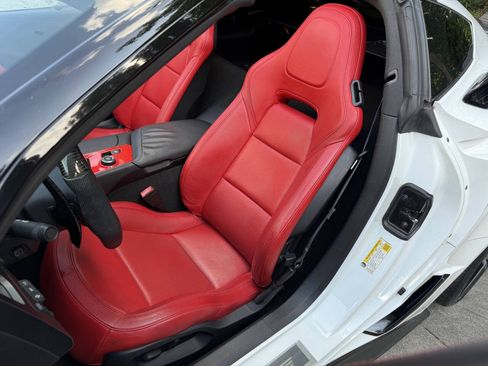 Used 2016 Chevrolet Corvette Z06 RWD image 4