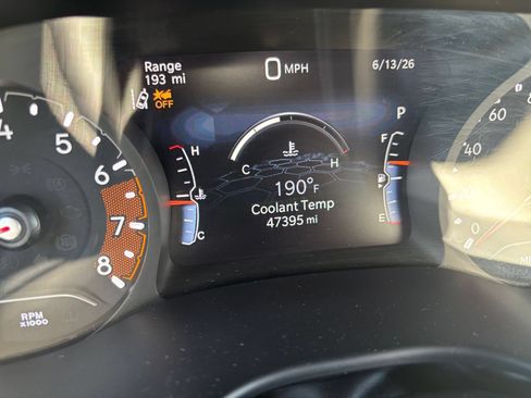 Used 2025 Jeep Compass Limited AWD/4WD image 40