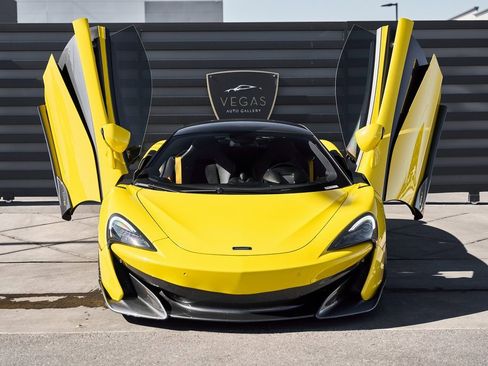 Used 2019 McLaren 600LT image 18