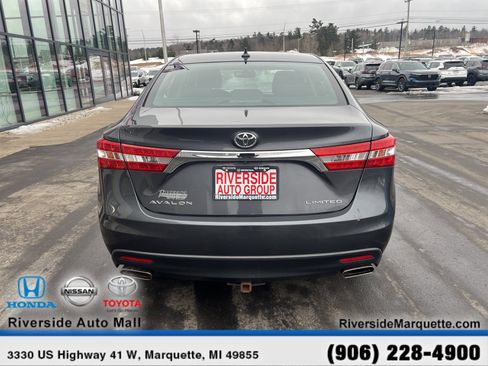 Used 2013 Toyota Avalon Limited w/ Technology Pkg image 7