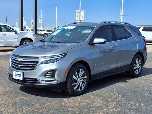 Used 2024 Chevrolet Equinox Premier image 3