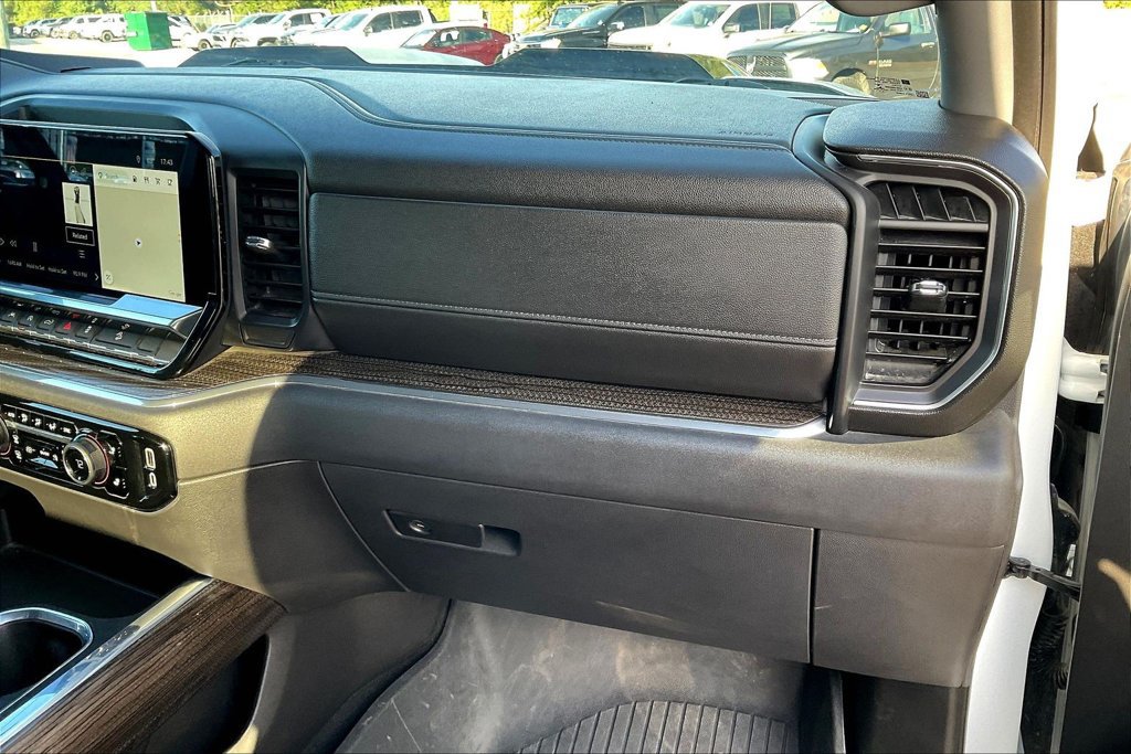 Used 2023 Chevrolet Silverado 1500 LT Trail Boss w/ Protection Package AWD/4WD image 16