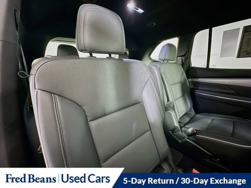 Used 2025 Buick Enclave Preferred image 30