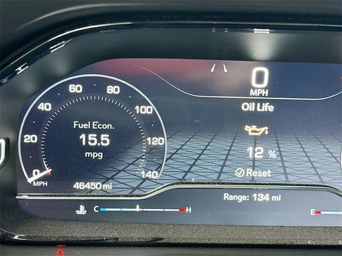 Used 2024 GMC Yukon Denali image 3