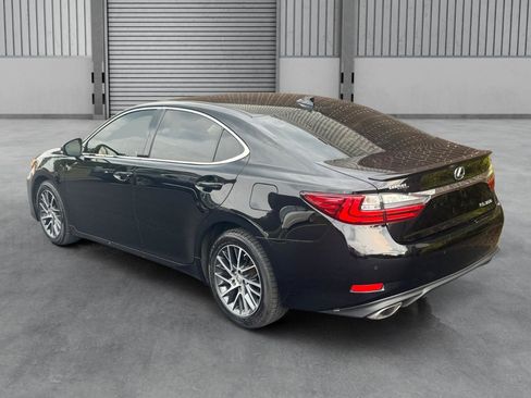 Used 2017 Lexus ES 350 w/ Navigation System Package FWD image 33