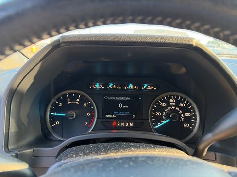 Used 2018 Ford F150 XLT w/ Equipment Group 302A Luxury RWD image 7