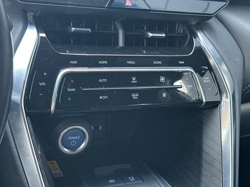 Used 2021 Toyota Venza Limited w/ Advanced Technology Package AWD/4WD image 20