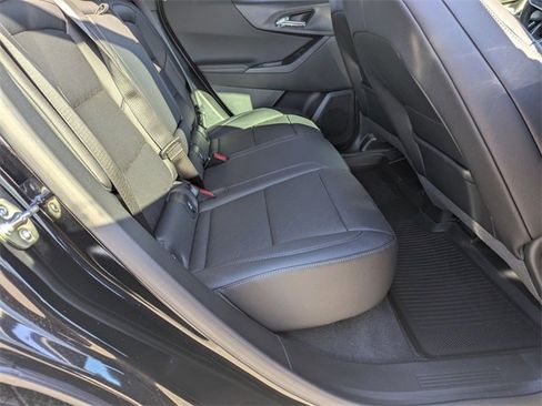 New 2026 Chevrolet Equinox LT image 37