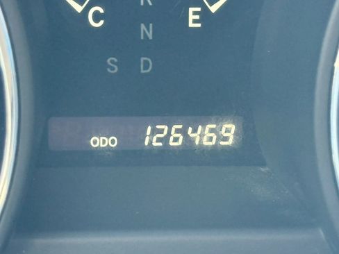 Used 2011 Toyota Highlander 4WD w/ Tech Pkg image 9