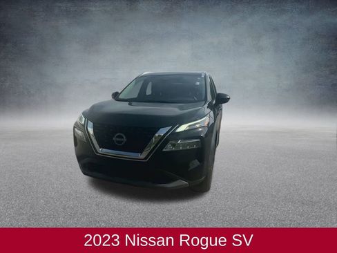 Used 2023 Nissan Rogue SV w/ SV Premium Package image 3