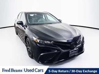 Used 2024 Toyota Camry SE w/ Cold Weather Package video 1