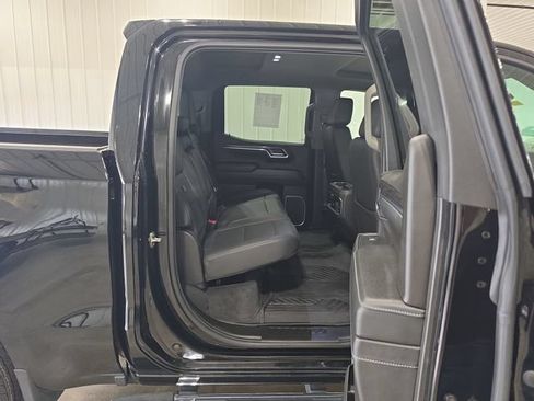 Used 2024 Chevrolet Silverado 1500 LTZ AWD/4WD image 28