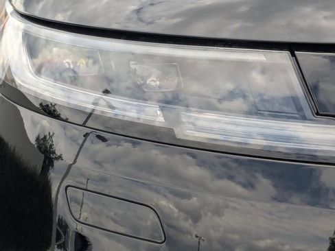 New 2026 Land Rover Range Rover Sport Dynamic SE AWD/4WD image 8