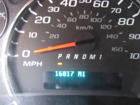 Used 2025 GMC Savana 2500 w/ Driver Convenience Package RWD image 19