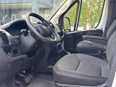 Used 2025 RAM ProMaster 2500 w/ U-Haul Equipment Group FWD image 1