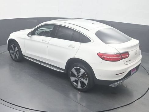 Used 2019 Mercedes-Benz GLC 300 4MATIC Coupe image 23